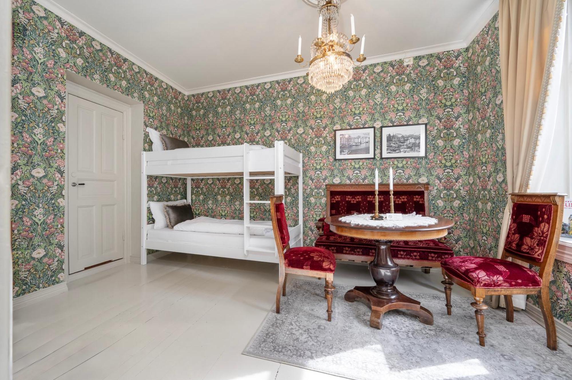 Jugend 1903 Apartment Олесун Екстериор снимка